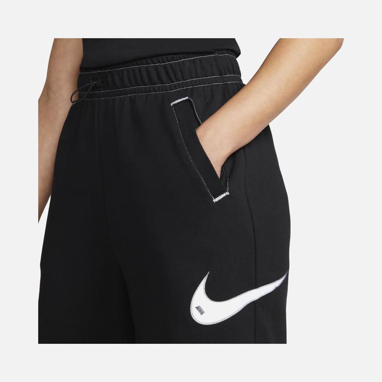 Nike Sportswear Swoosh Fleece High-Waisted Kadın Şort
