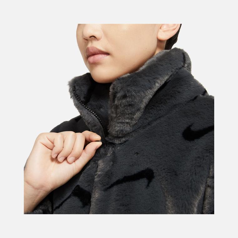 Nike Sportswear Plush Swoosh Printed Faux Fur Full-Zip Kadın Ceket