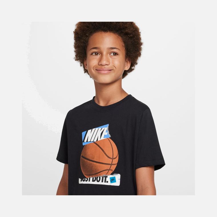 Nike Sportswear ''Basketball Ball Graphic'' Short-Sleeve (Boys') Çocuk Tişört